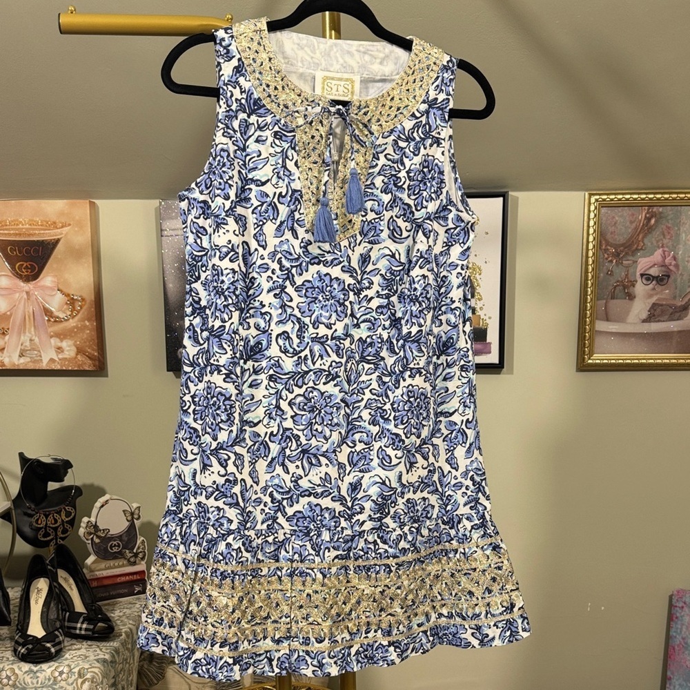 New or EUC? Sail to Sable Blue/White Floral Gold Embroidered Mini Dress